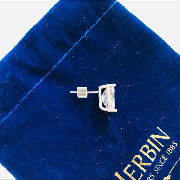 CUBIC ZIRCONIA SET IN STERLING SILVER EARRINGS - Picture 7 of 8